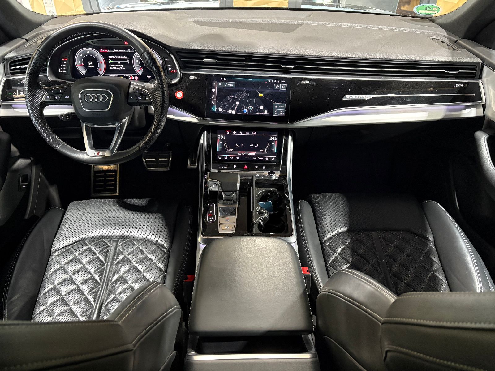 Fahrzeugabbildung Audi Q8 45 TDI quattro/APPLE/8-FACH/MASSAGE/NAVI/KAME