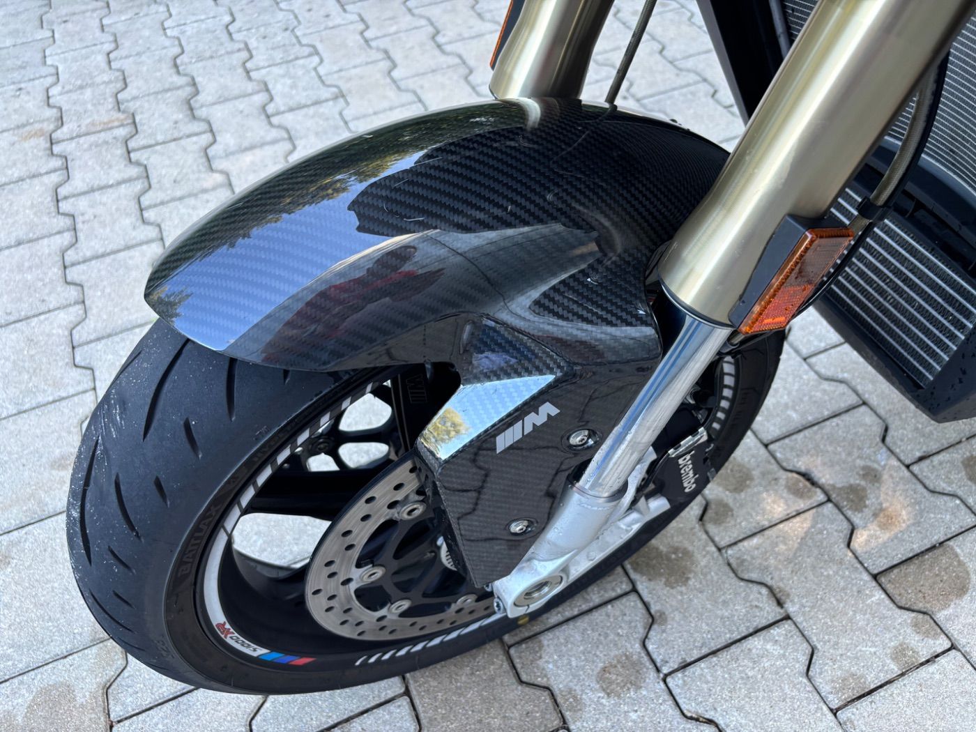 Fahrzeugabbildung BMW S 1000 XR M-Paket 4 Pakete Frästeile Carbon