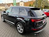 Audi SQ7 4.0 TDI quattro/Pano/BOSE/AHK/Allradlenkung - Audi SQ7 in Bochum