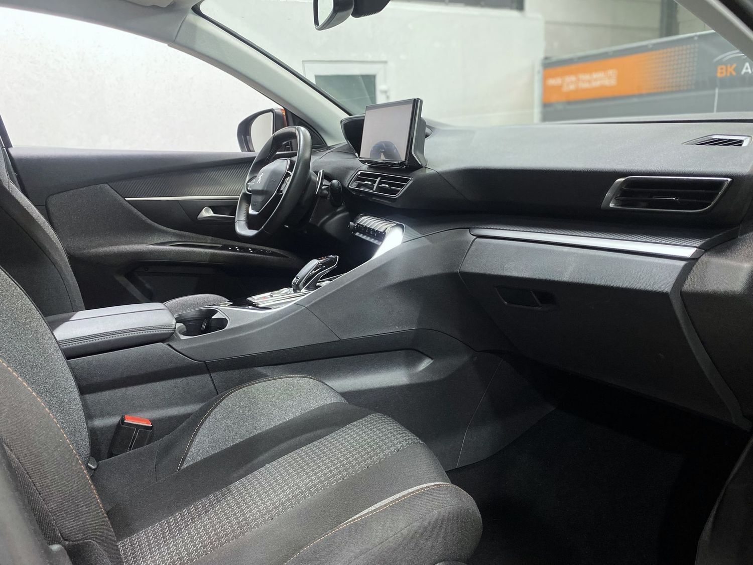 Fahrzeugabbildung Peugeot 5008 Active Business #7S#LED#Digital#Spur#Tempom