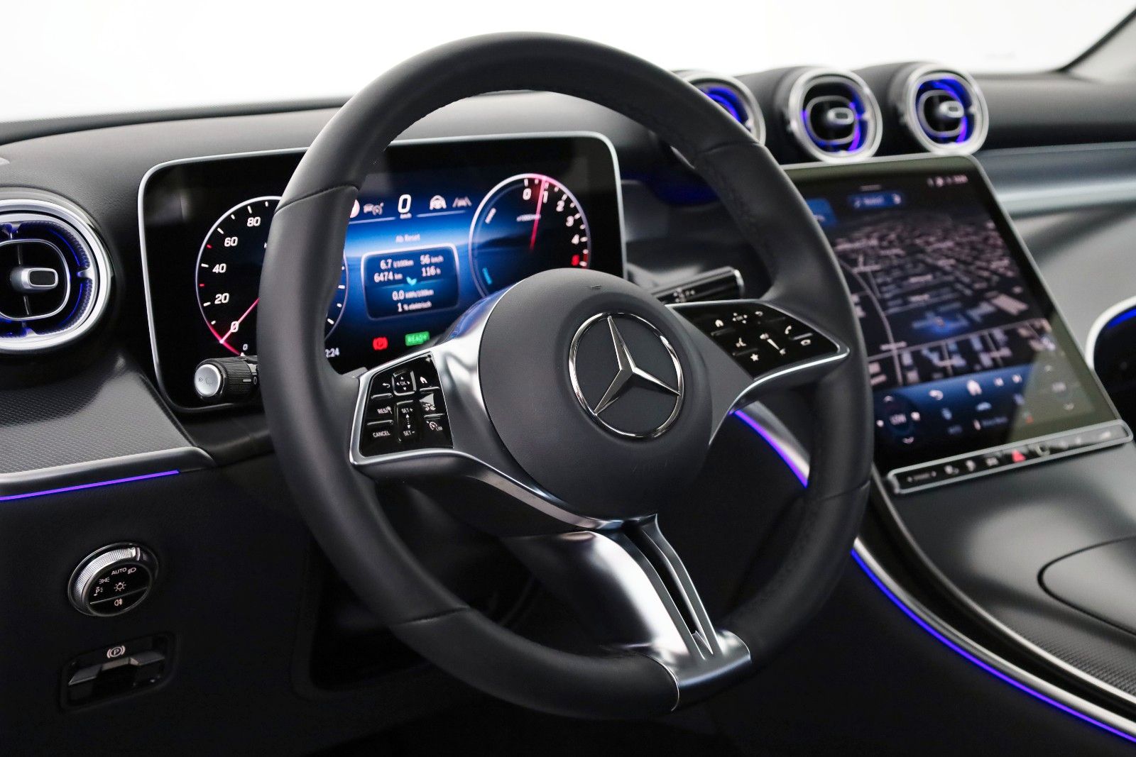 Fahrzeugabbildung Mercedes-Benz GLC 300 de 4M Avantgarde,Leder,Navi,360°,AHK,+WR