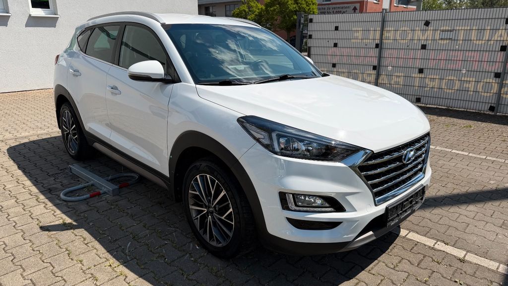 Image of Hyundai TUCSON