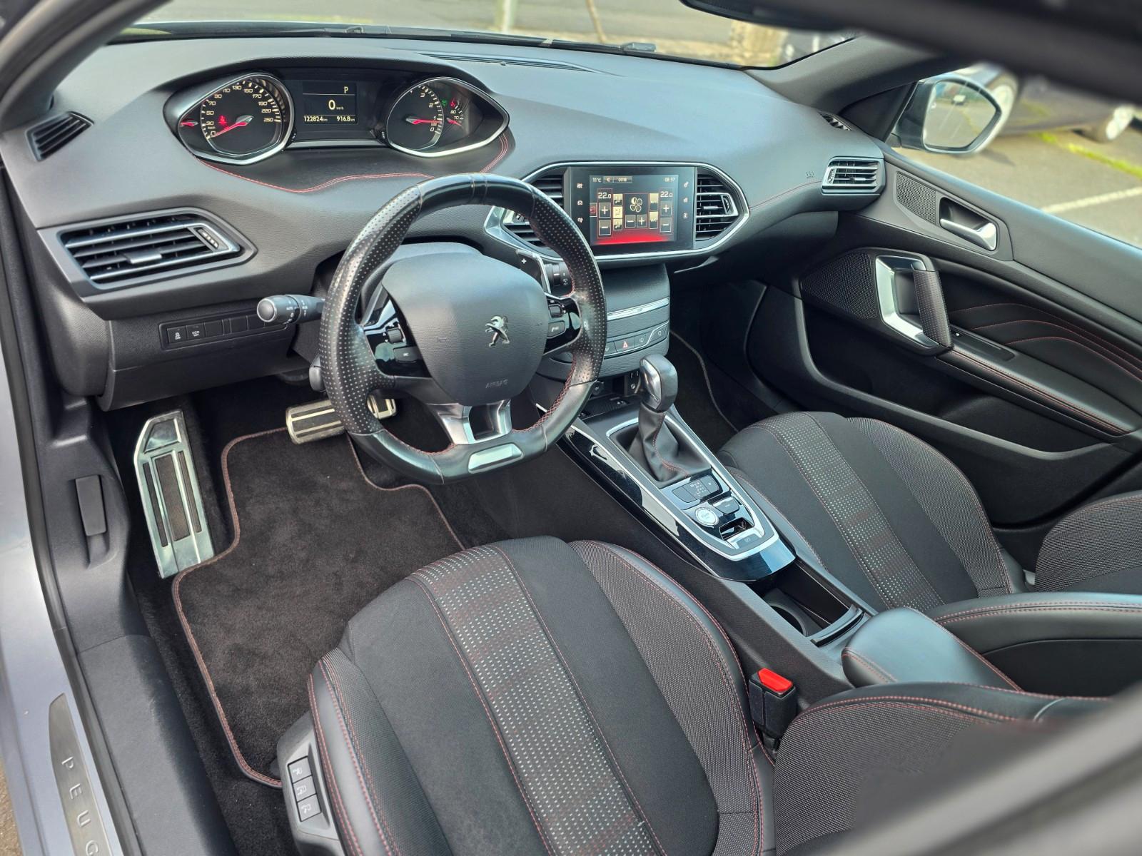 Peugeot 308 GT-Line Allure Automatik Pano Massagesitze