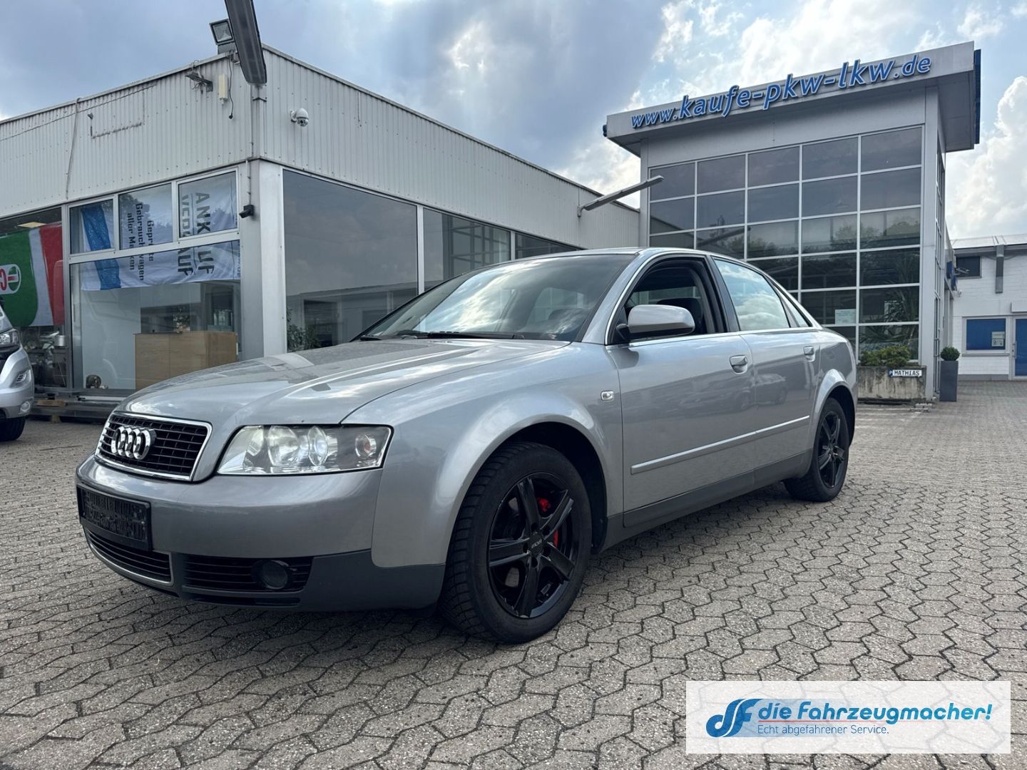 Fahrzeugabbildung Audi A4 2.0 Klimaautom Alu el.SP Spieg. *EXPORT