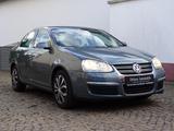 Volkswagen Jetta 2.0 FSI - Sitzheizung, Tempomat, PDC, AHK - Volkswagen Jetta: 2.0
