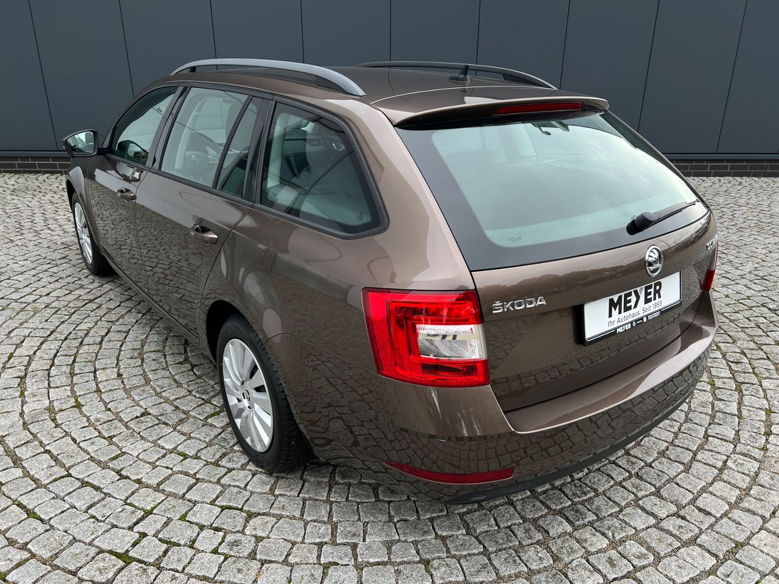 Fahrzeugabbildung SKODA Octavia III Combi Active 1.4 TSI