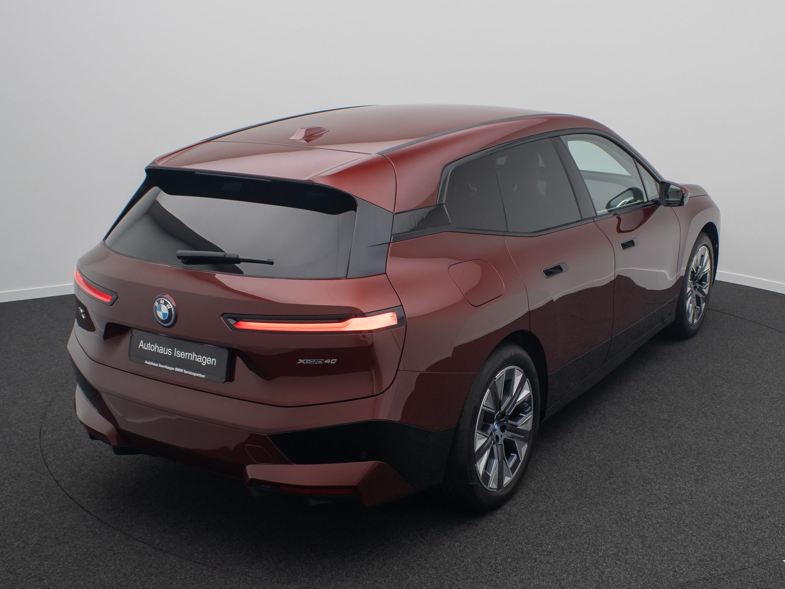 Fahrzeugabbildung BMW iX xD40 Edition Sport DAB Kamera Komfort 21Zoll