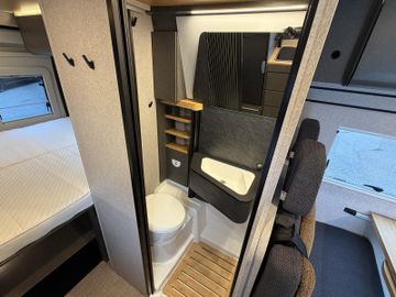 HYMER ERIBA HYMERCAR Redwood 601 Explorer Dieselheizung LED AHK NAVI