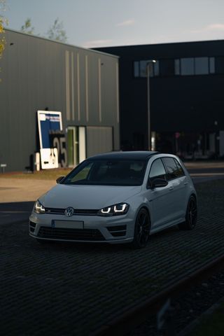 Volkswagen VW Golf 7 R