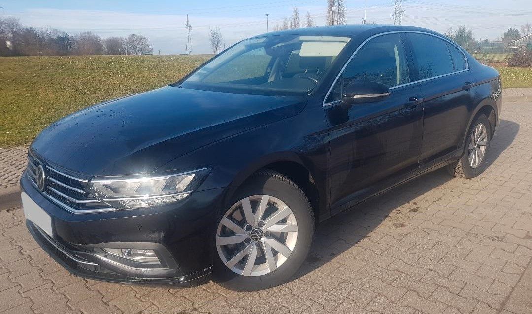 VW Passat 2.0 TDI SCR DSG Business-ACC-Kamera-PDC