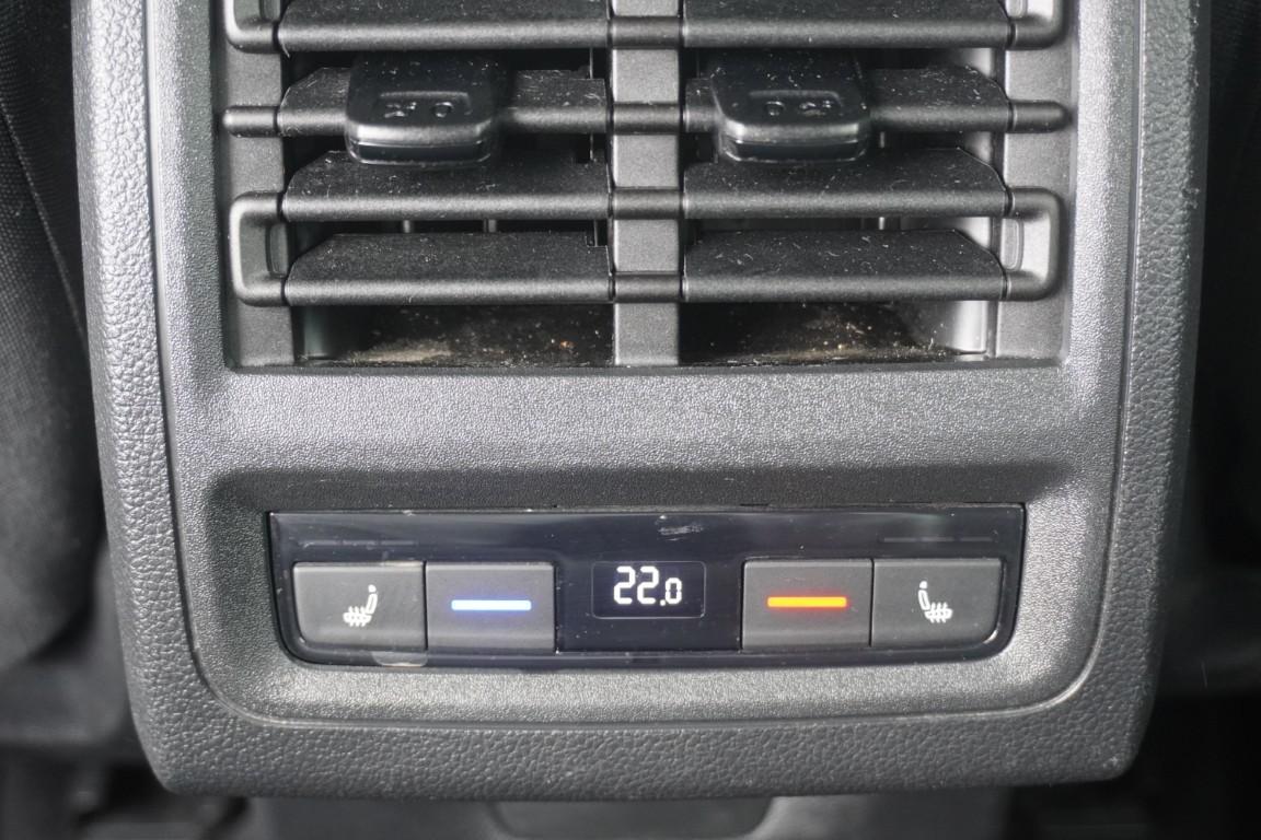 Volkswagen Golf VIII 1.5 eTSI DSG Active LED Standheizung, миниатюра 11