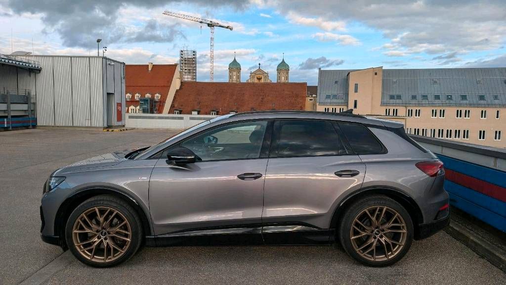 Image of Audi Q4 e-tron