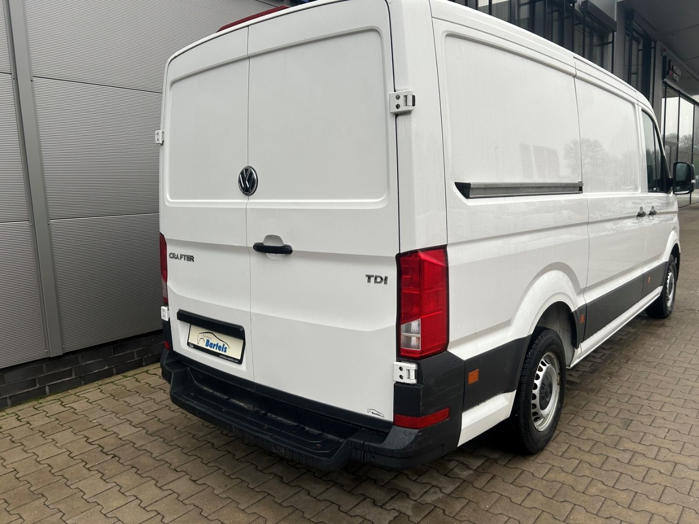 Fahrzeugabbildung Volkswagen Crafter Kasten 2.0 mittellang