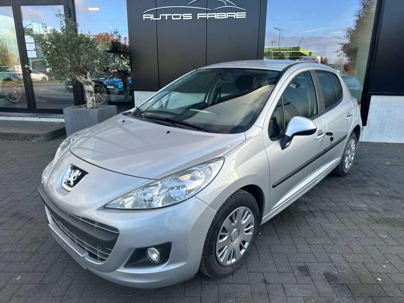 Peugeot 207 1.4i Benzine 5 deuren 91000km