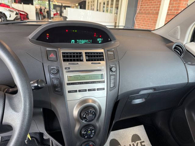 Toyota Yaris  Cool