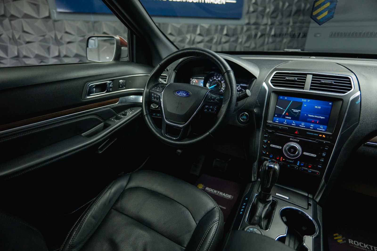 Fahrzeugabbildung Ford Explorer 3.5 V6 LIMITED 4x4 *Kamera*Memory*LED*