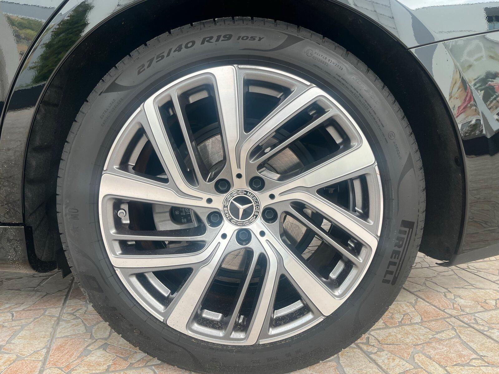 Mercedes-Benz E 220 d T AVANTGARDE/Distronic/Memory/Kamera/AHK