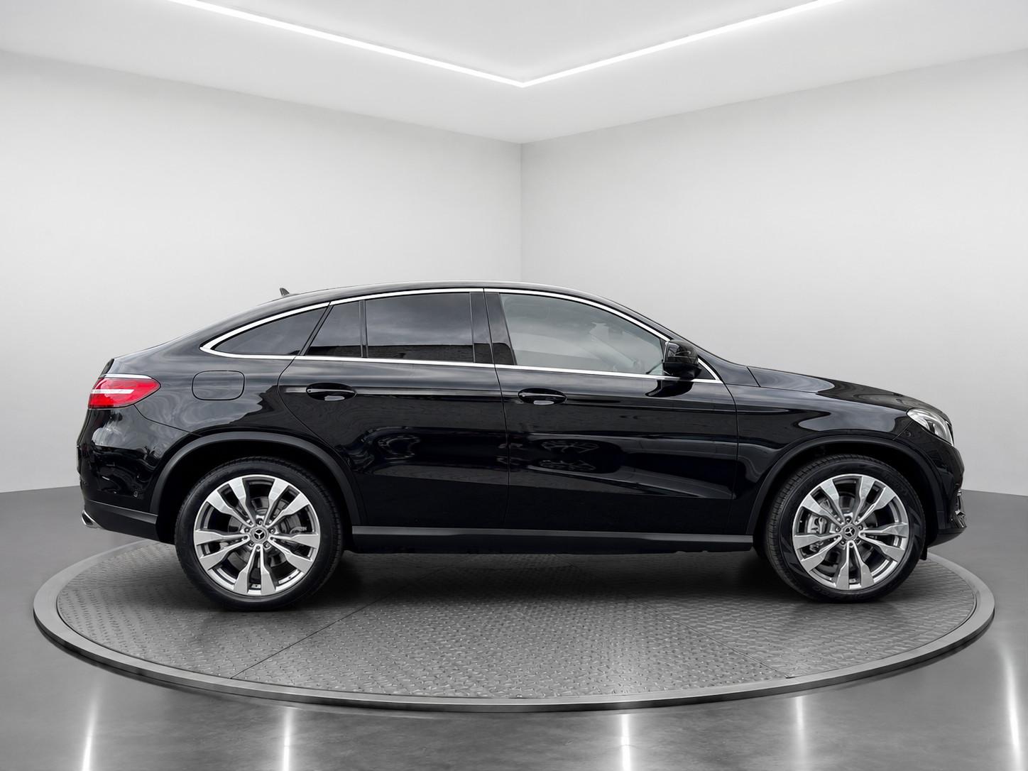 Mercedes-Benz GLE 350CDi V6 COUPE 4MATIC AMG*Leder*Pano*R-Cam*