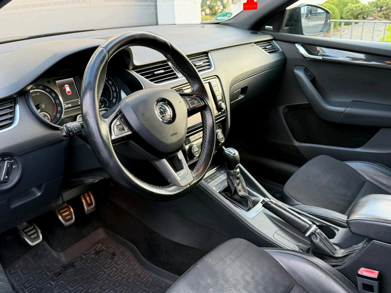 Skoda Octavia 2014 — photo 10