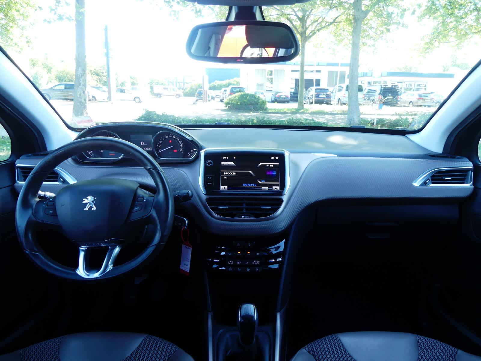 Peugeot 2008 1.6 VTi 120 Allure