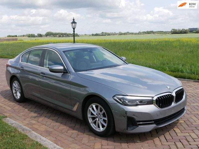 BMW 520 5-serie 520D Bus Ed Plus AMBIANCE LIGHT SPOR