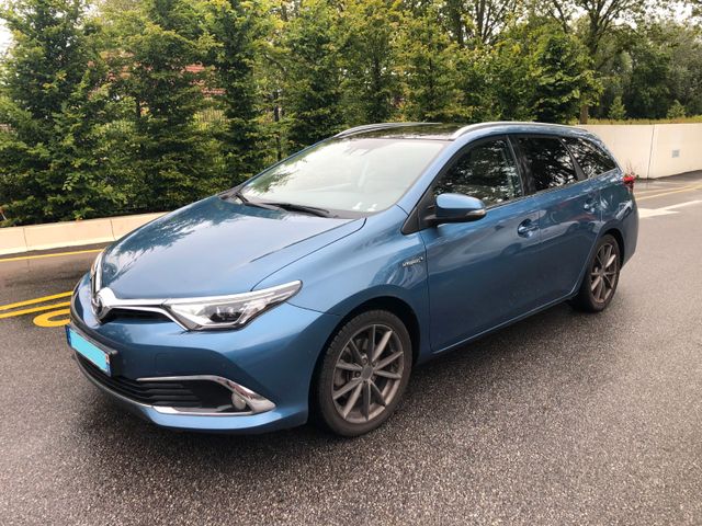 Toyota Auris Touring Sports Touring Sports Hybrid 1...