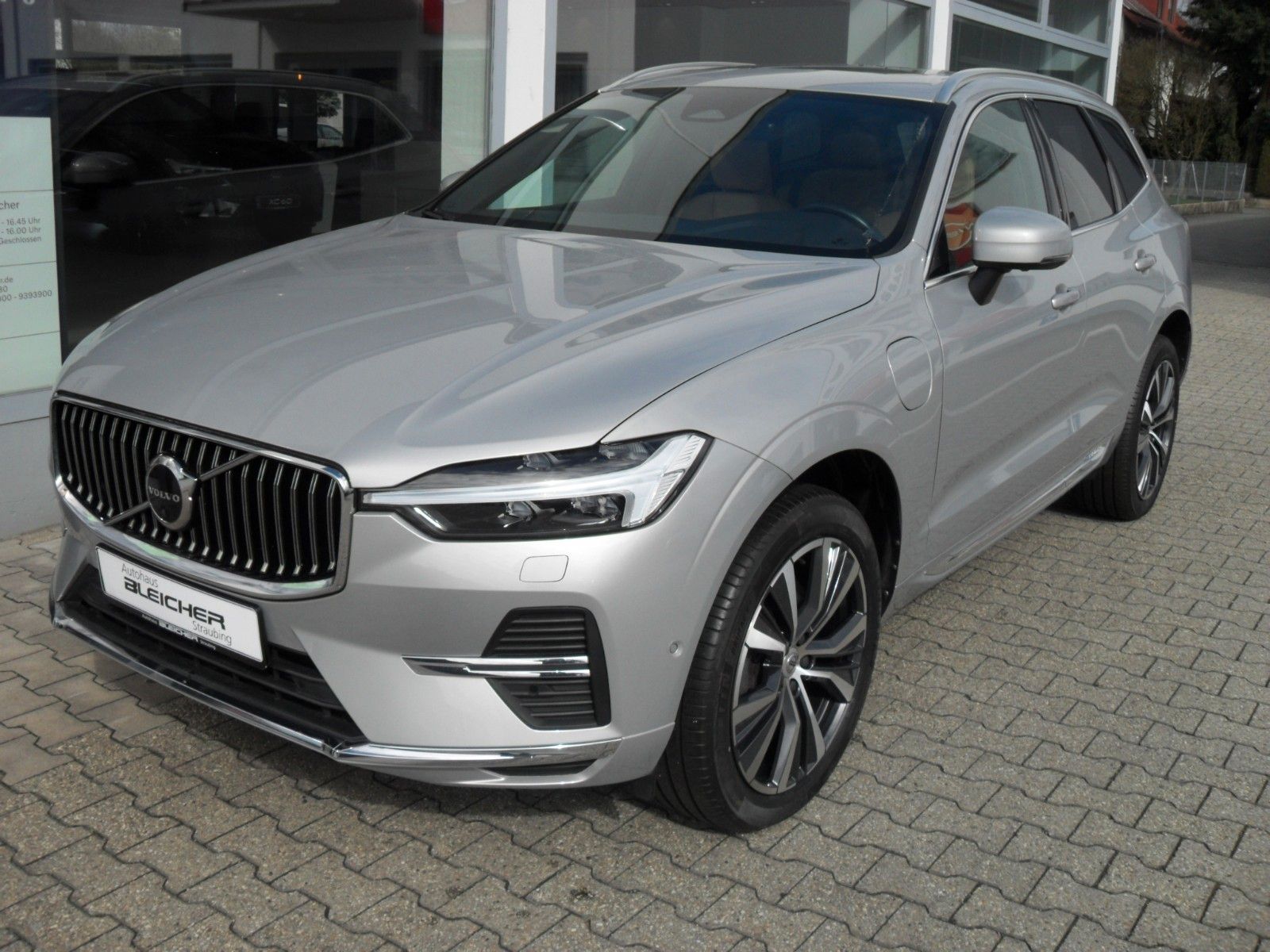 Fahrzeugabbildung Volvo XC 60 T6 Inscription | AWD