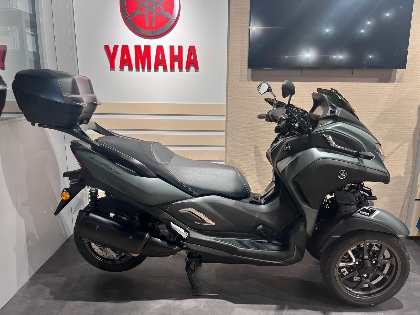 Yamaha Tricity 300 *tiefer Sitz*Topcase*