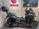 Yamaha Tricity 300 *tiefer Sitz*Topcase* - YAMAHA TRICITY