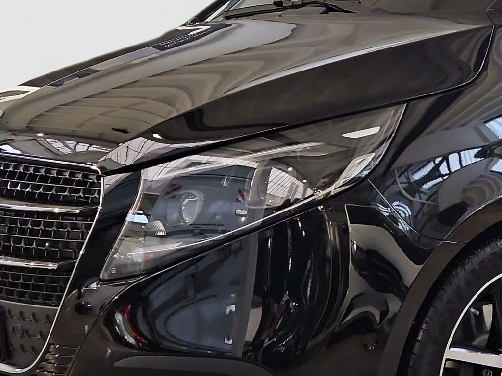 Fahrzeugabbildung Mercedes-Benz V 300 d STYLE Extralang 360 ACC AHK AUT Facelift