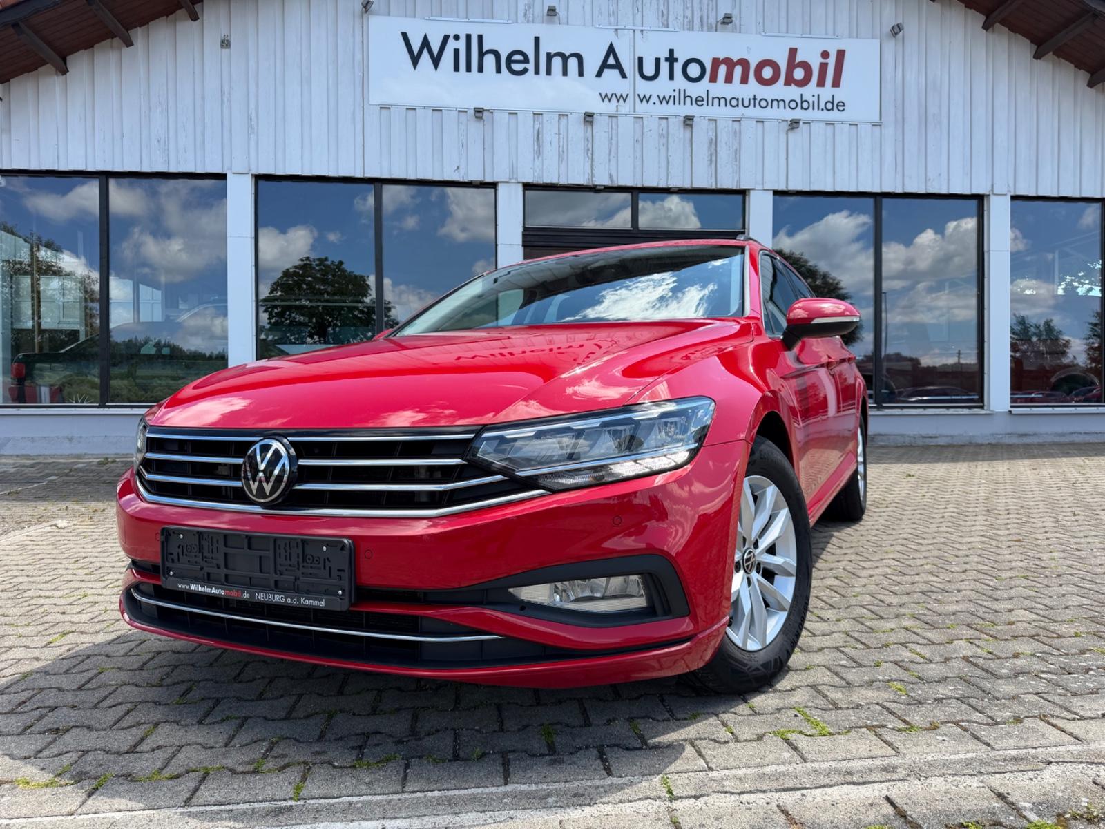 Volkswagen Passat Variant Business AHK ACC VZ DIGI RearView