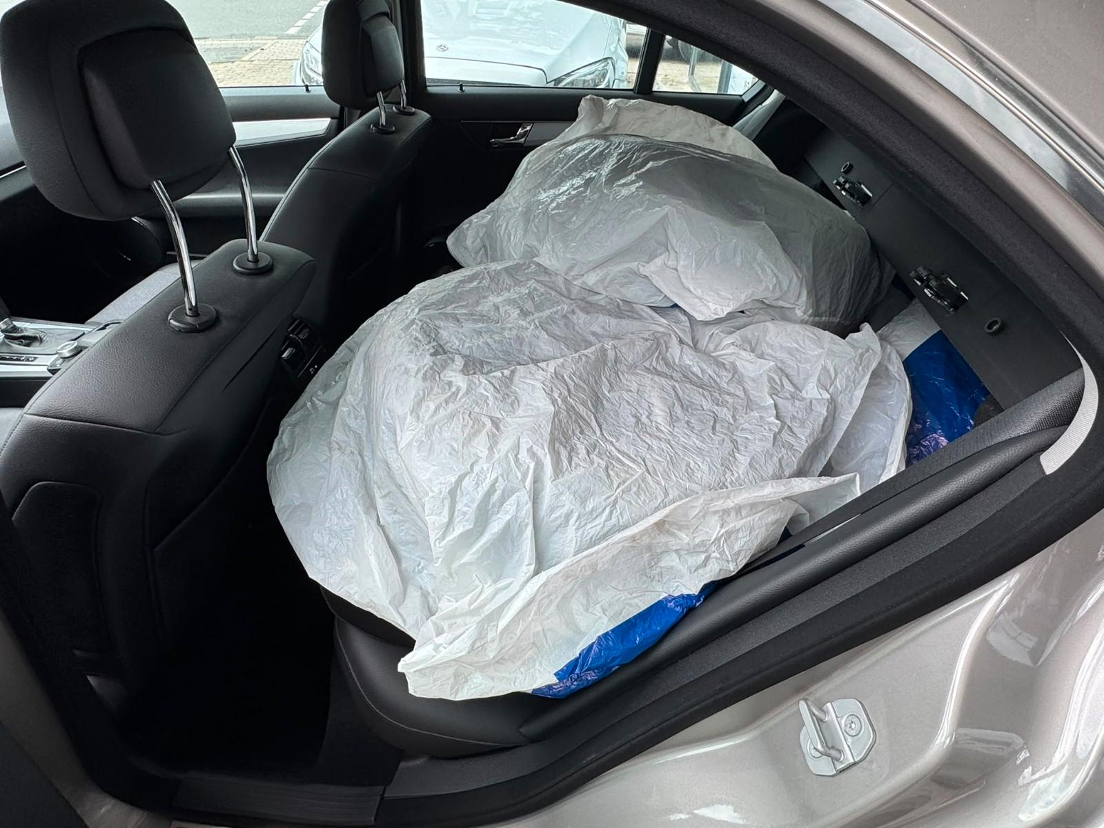 Mercedes-Benz C 280 Automatik/Leder/Navi/Xenon/19Zoll/2.Hd