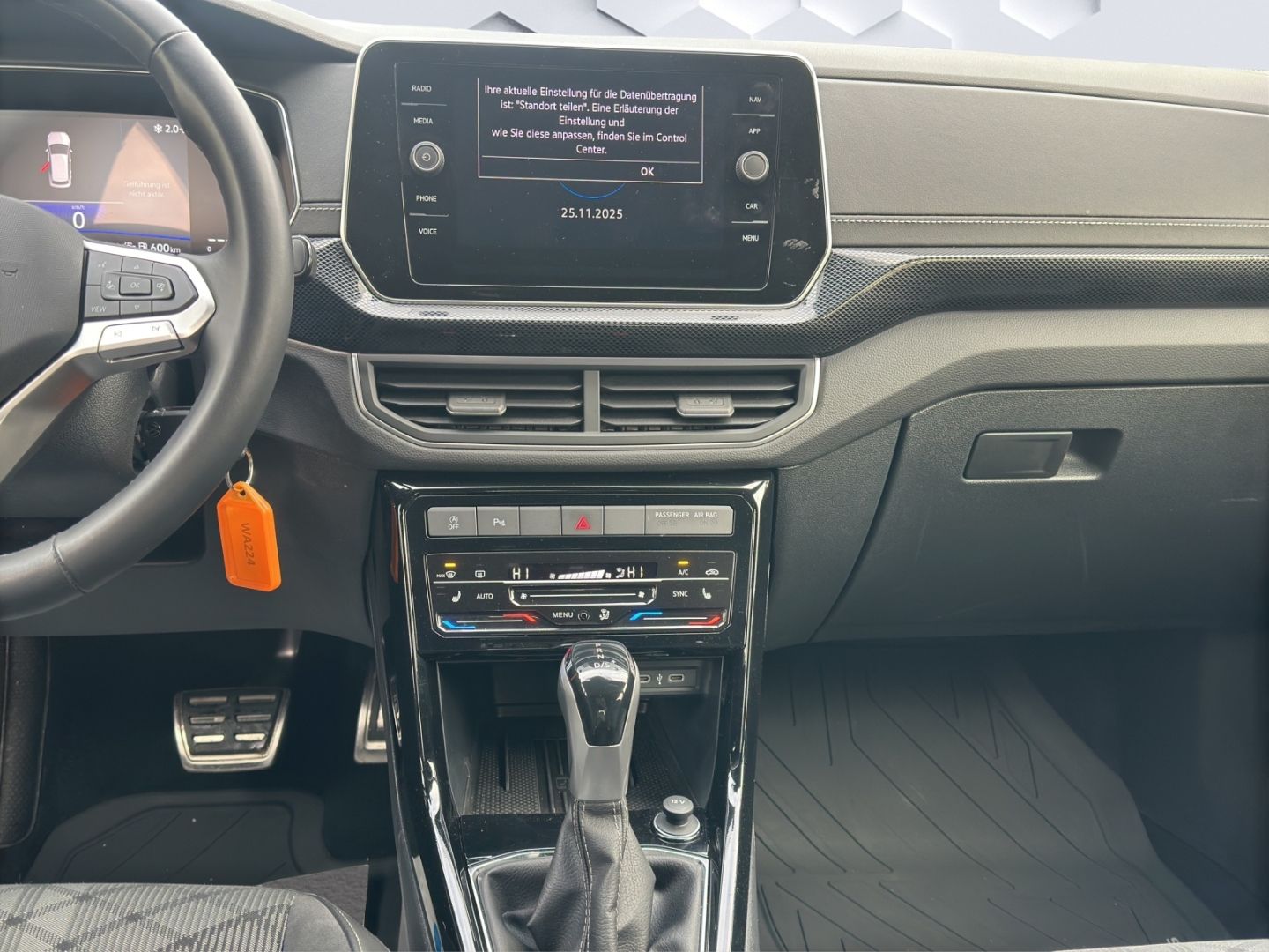 T-Cross R-Line 1.5 l TSI 110 kW DSG AHZV LED GJR