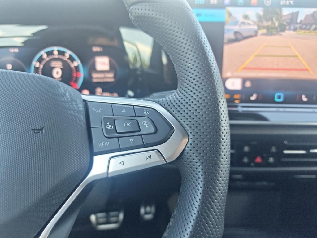Volkswagen Golf 1.5 eTSI R-Line ACC LED SHZ R-Kam virtCockP, миниатюра 19