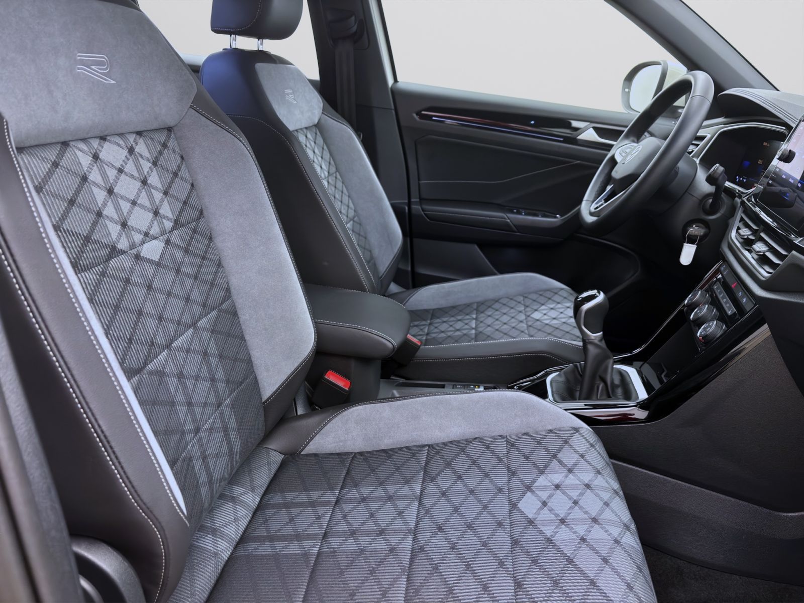 Volkswagen T-Roc - Bild 17