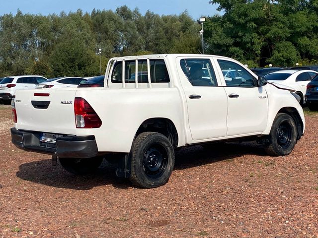 Toyota Hilux Double Cab Comfort 4x4 TEMPOMAT/1HAND/