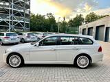 BMW 330d Xdrive Touring - Jahreswagenzusta... - gebrauchte BMW 330 aus dem Jahr 2012