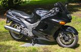 Kawasaki ZZR1100 - Offers matching your search criteria