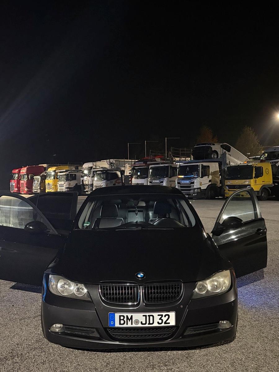 BMW 320