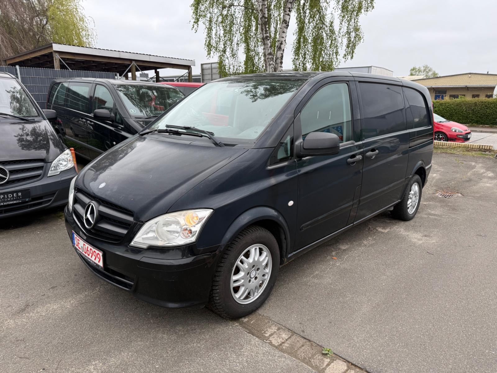 Mercedes-Benz Vito Kasten 122 CDI kompakt 4x4 Automatik Getrie