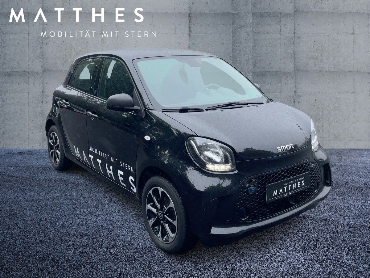 Fahrzeugabbildung Smart Smart ForFour EQ DAB/Tempomat/Klima