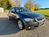 BMW E90 330i Automatik, Sportsitze, XENON, TÜV NEU - BMW 330 aus 2005: 330i