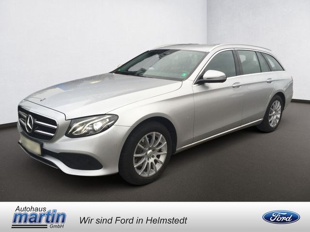 Mercedes-Benz E 220 T d Avantgarde PTS BT PDC NAVI LED SHZ