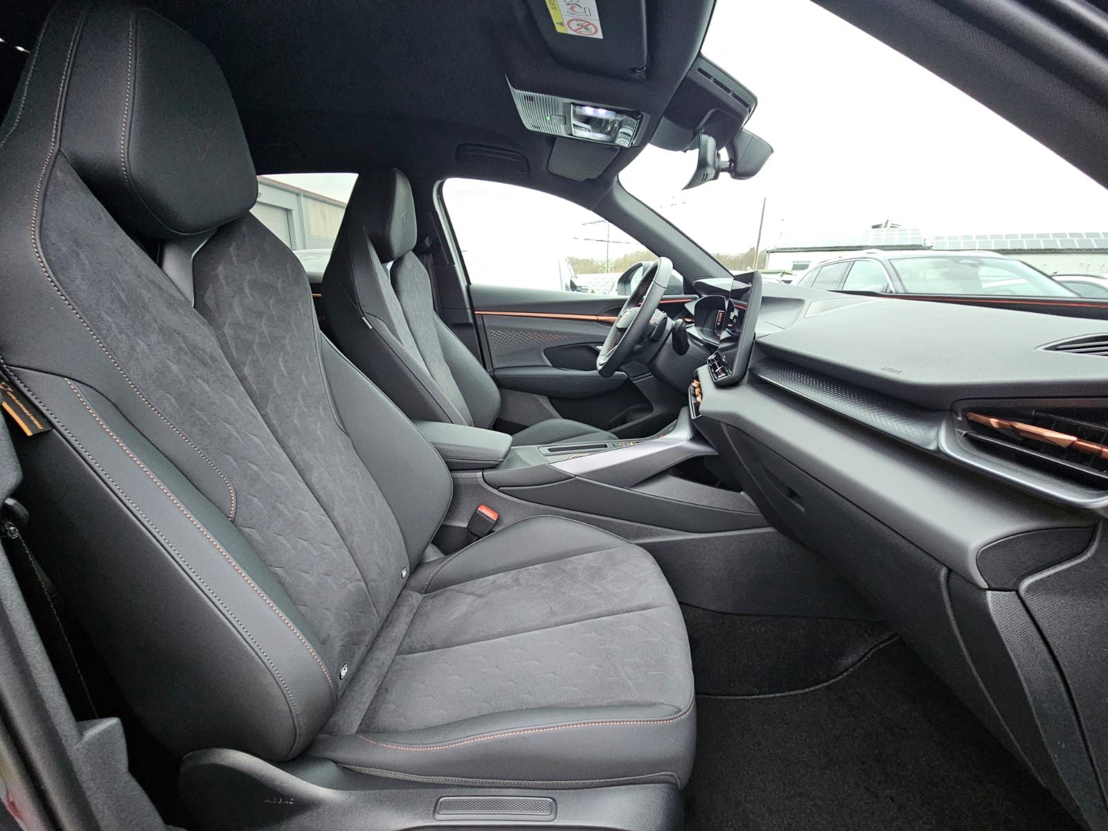 Représentation du véhicule CUPRA Terramar 1.5 eTSI Dinamica Pack Edge HUD 19