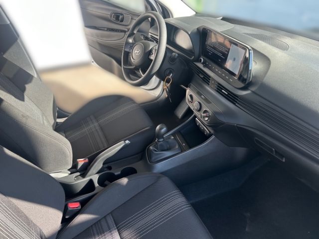 Fahrzeugabbildung Hyundai i20 FL (MY25) 1.2 Select Navi Kamera Einparkhilf