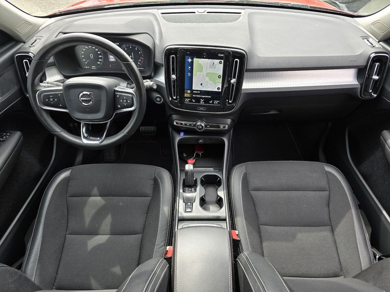 Volvo XC40 T4 MOMENTUM AWD KLIMA LEDER PRO-PAKET LED foto 14