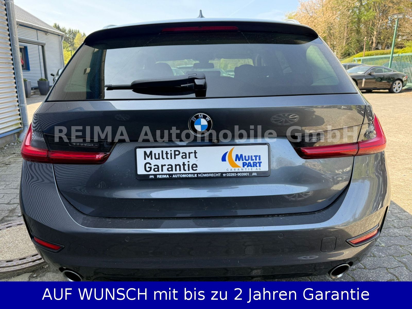 Fahrzeugabbildung BMW 330d  Touring xDrive Sport Line, LED
