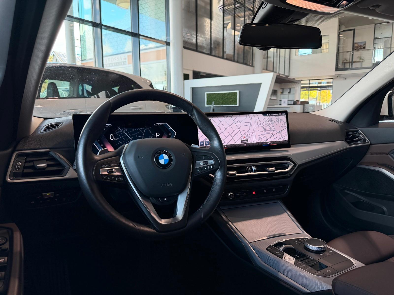 BMW 320 i Touring CockpitProf Memory Sthz Kam HUD AHK, миниатюра 4