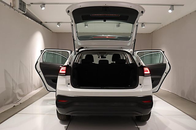 Taigo 1.0 Life TEMPOMAT FREISP. DAB PDC LED ACC