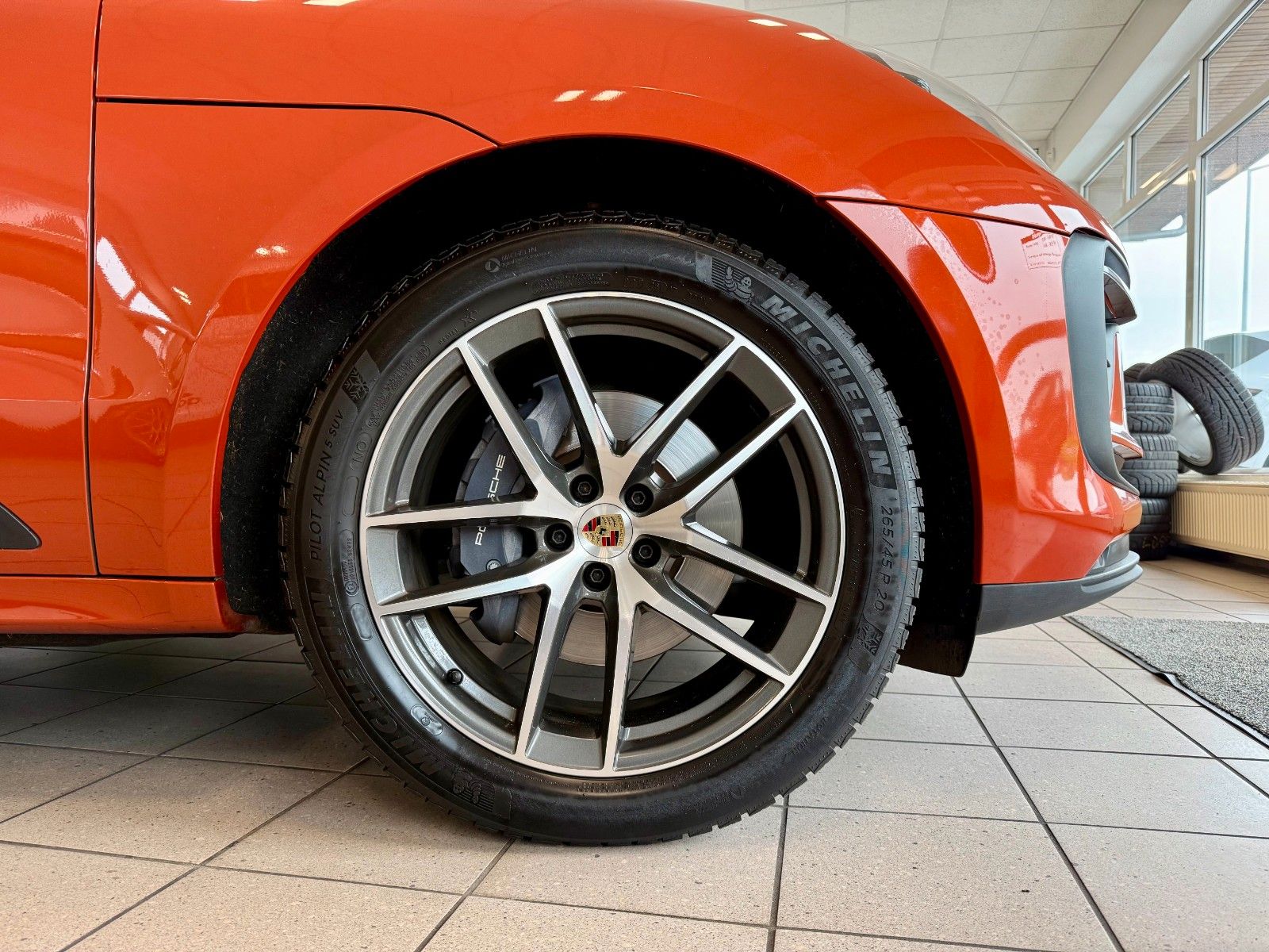 Fahrzeugabbildung Porsche Macan Luftfederung/Panorama/Keyless/21Zoll/BOSE